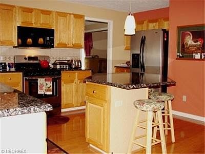 5th image of 739 Rock Creek Dr