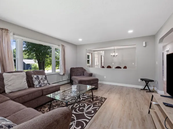 1715 4th Ave, Newport, MN 55055