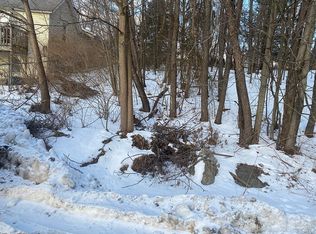Dean St, Archbald, PA 18403