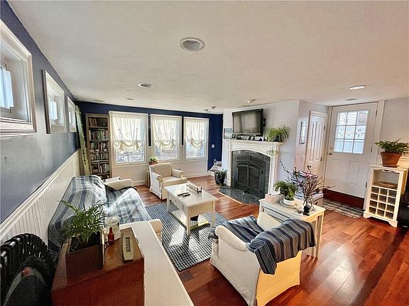 2nd image of 132 Highland Ave