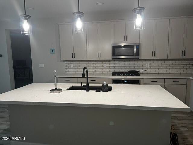 2nd image of 18131 W PASADENA Avenue