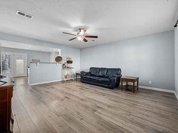 3rd image of 3535 Nightshade Dr