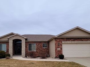 4492 W 78th Pl, Merrillville, IN 46410