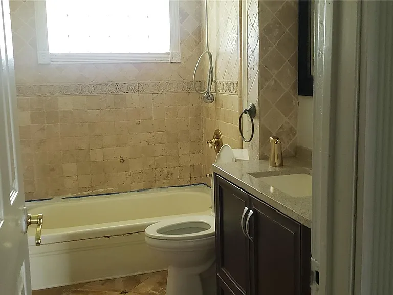 4346 Dalmatian Dr — Photo 10
