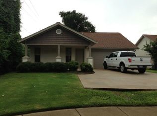 938 S 24th St, Rogers, AR 72758