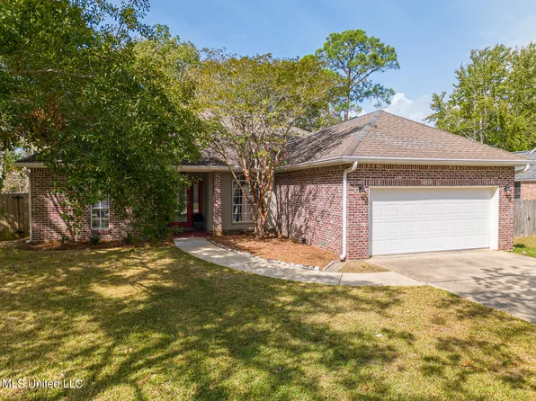1173 Glendale Pl, Gulfport, MS 39507