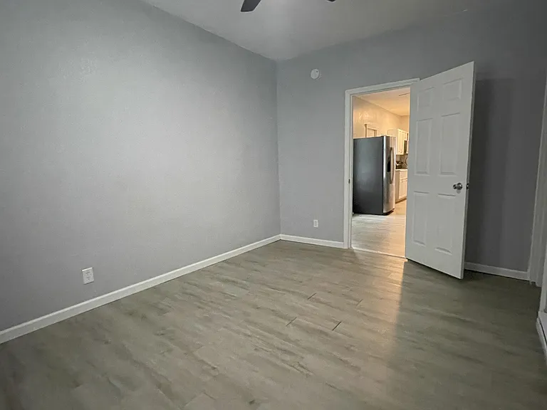 537 Potter St #1 — Photo 9