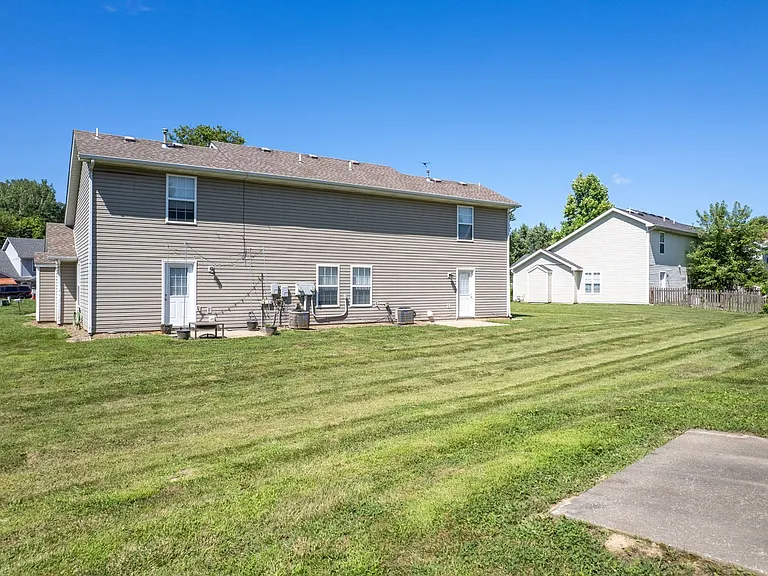 4401-4403 Cheryl Ct. — Photo 12