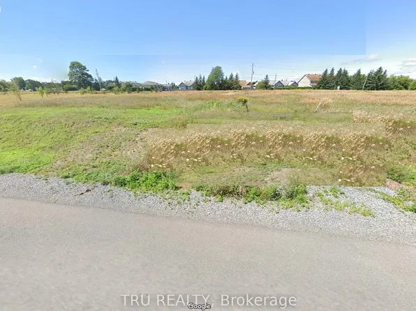 333 Shoreway Dr, Ottawa, ON K4P 0G2