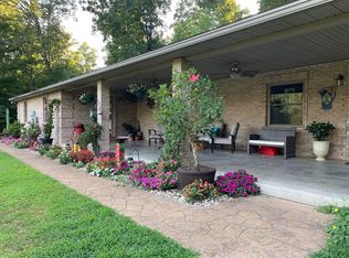 7000 Boyd Rd, Cannelton, IN 47520