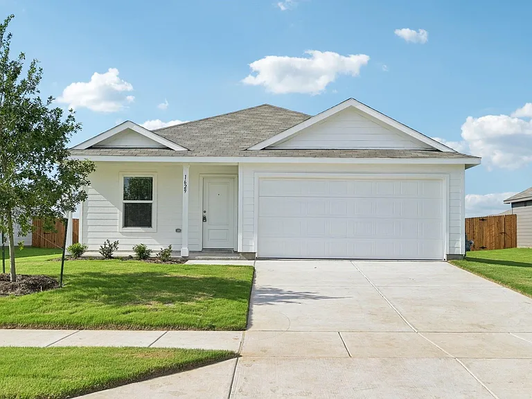 1629 Lercara Ln — Photo 37