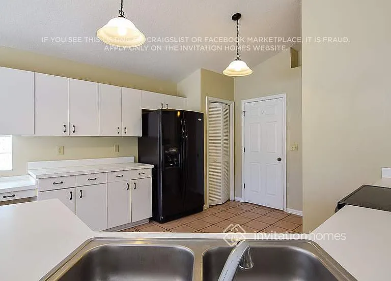 4011 Thackery Way — Photo 7