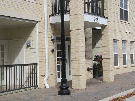 2nd image of 205 Meeting House Station Sq APT 106