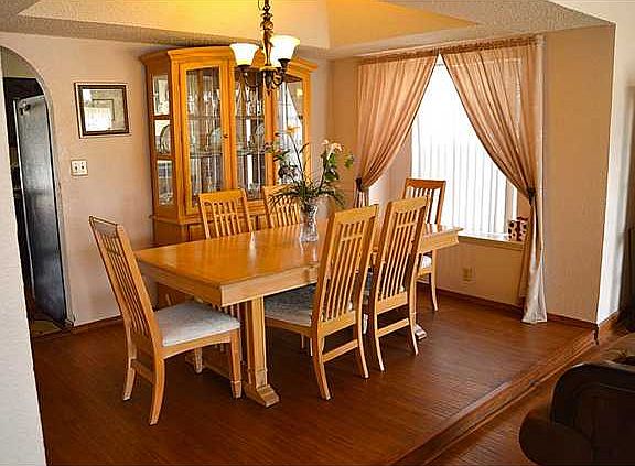 4th image of 11665 Shapleigh Ct