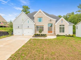 1089 Hillside Ln, Lenoir City, TN 37771