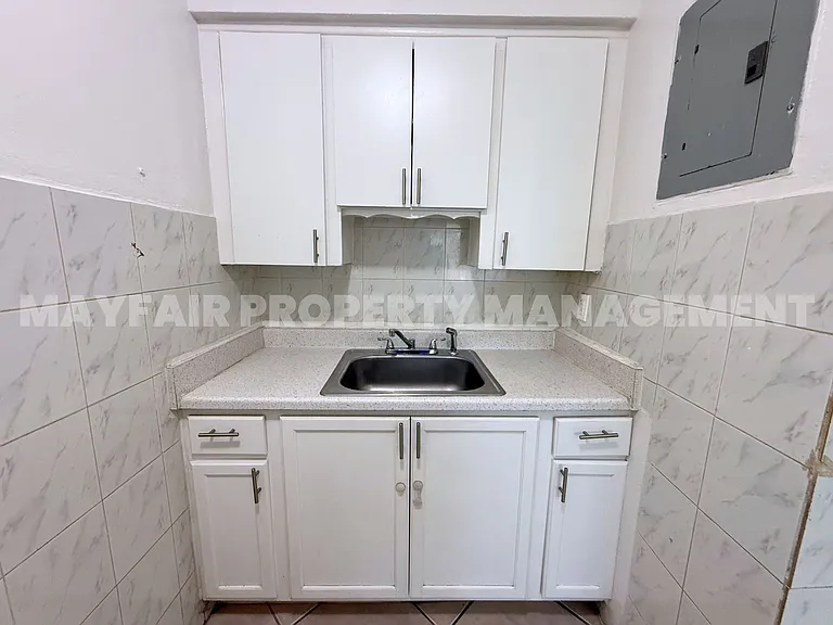 6014 Fillmore St #4E — Photo 4