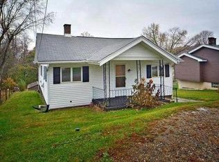 632 Memorial Dr, New Kensington, PA