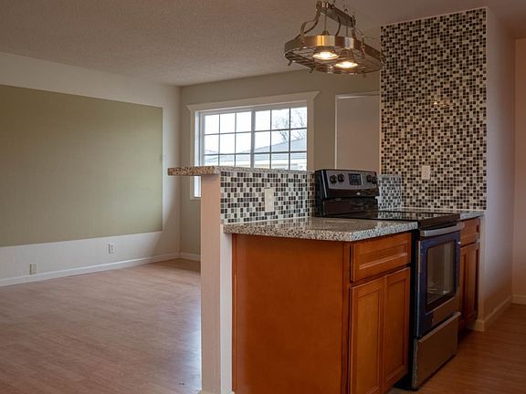 5th image of 5623 Playa Del Rey Ct APT 4