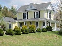 2nd image of 1127 Daniels Run Rd NE