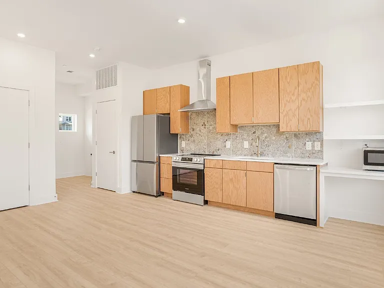 1310 Lischey Ave #204 — Photo 11