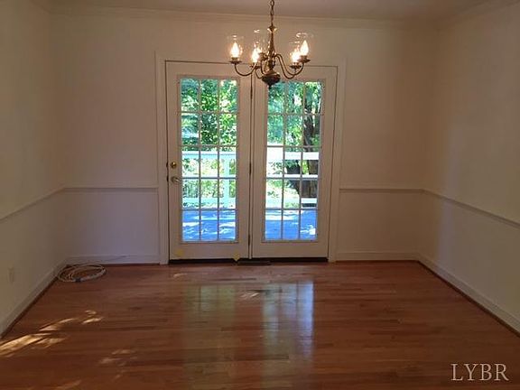 4th image of 2732 Greenhill Ln