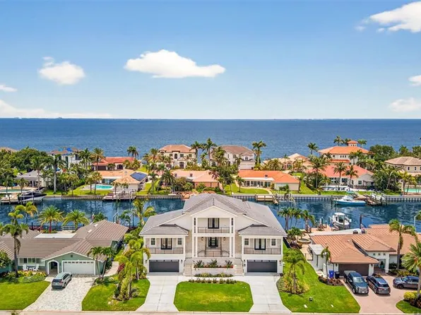 2050 Hawaii Ave NE, Saint Petersburg, FL 33703