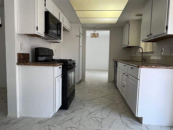 5th image of 80887 Shenandoah Ave