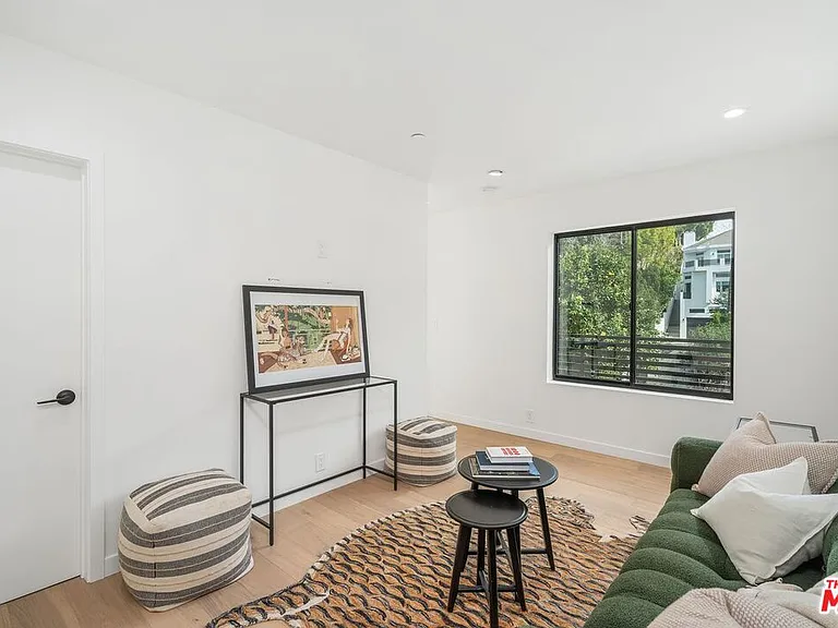 4545 Balboa Ave — Photo 25