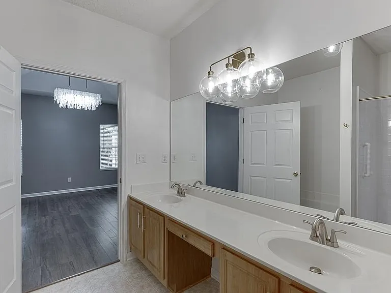 2464 Laurelfield Dr — Photo 31