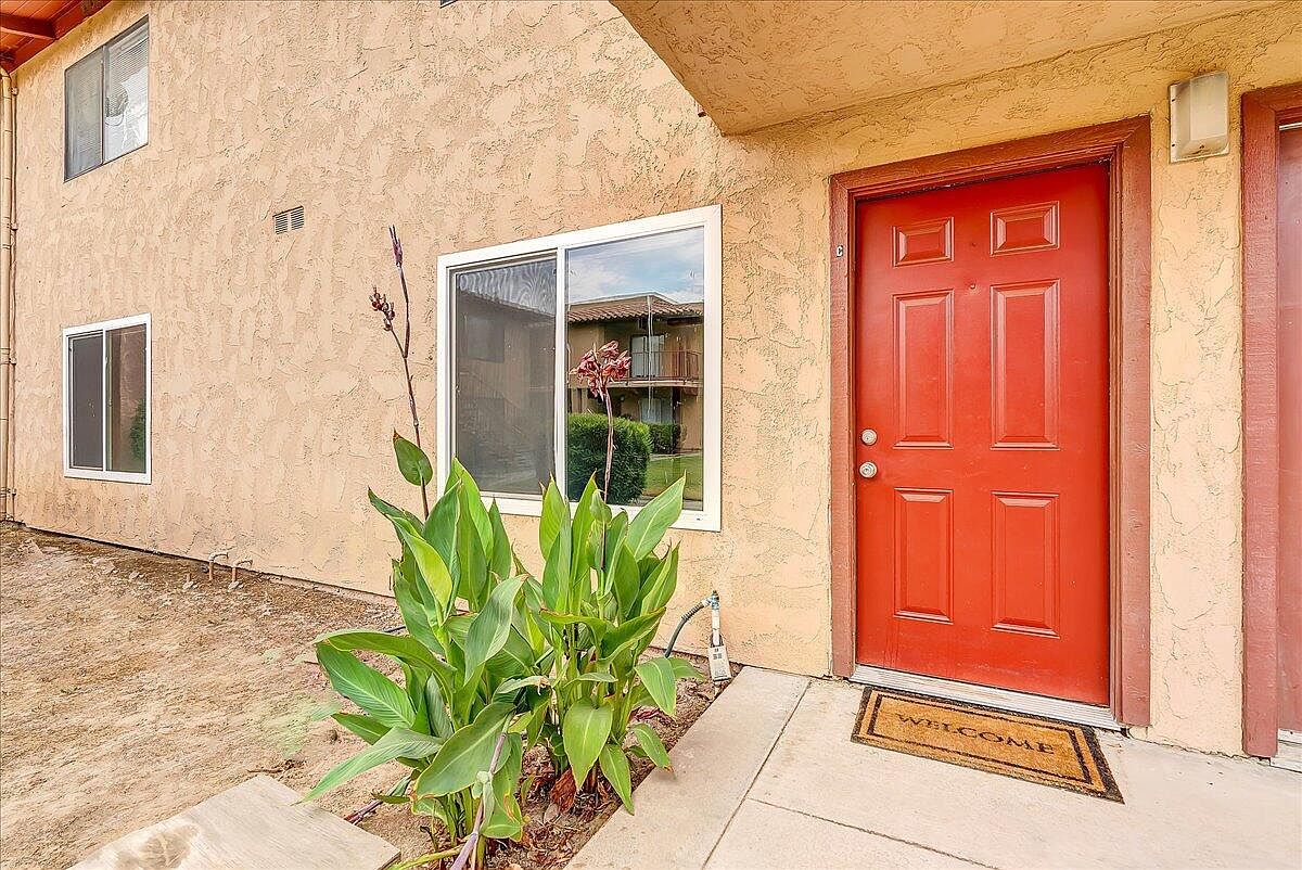 880 Greenfield Avenue UNIT C, Hanford, CA 93230 Zillow