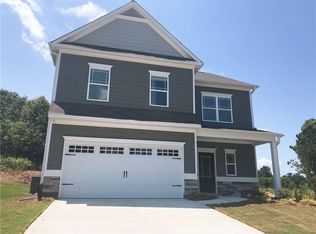 735 Country Ridge Dr, Hoschton, GA 30548