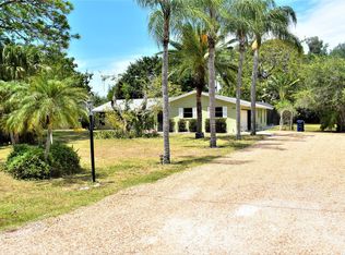 1750 Hudson St, Englewood, FL 34223