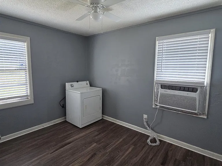 3166 Winslow Rd — Photo 8