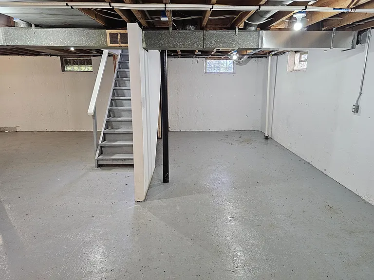 26926 Dover — Photo 22