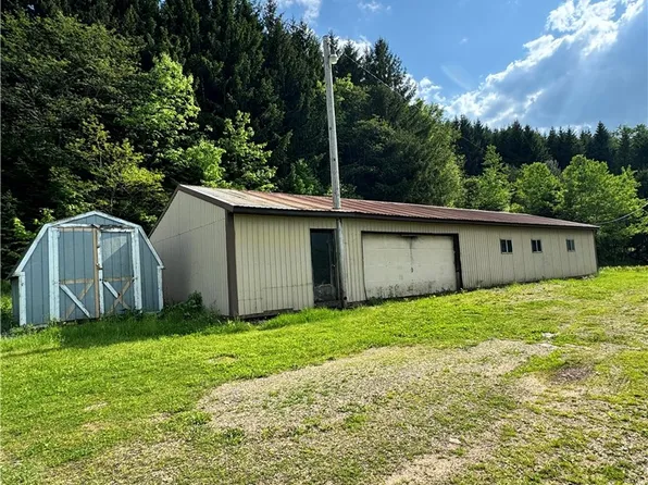16426 Route 6, Smethport, PA 16749