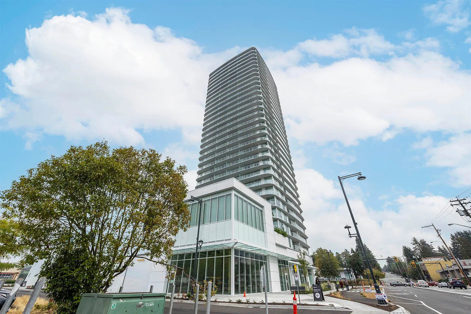 13685 102nd Ave #609 photo 1