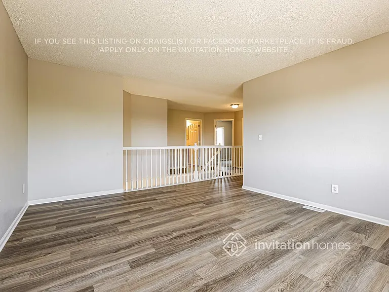 21166 E 40th Pl — Photo 9