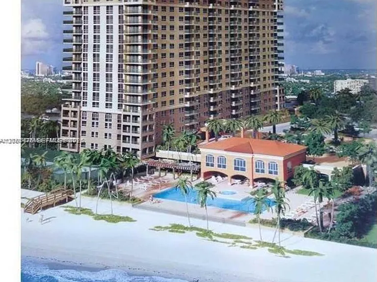 2080 S Ocean Dr #CU-309 — Photo 2