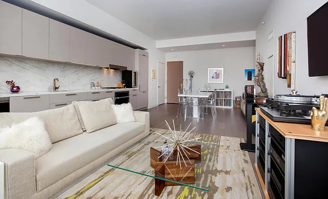 Rented by Compass | media 33