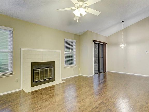 3rd image of 11614 Fruitwood Pl
