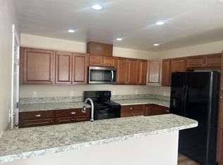 1811 J St #2, Heyburn, ID 83336