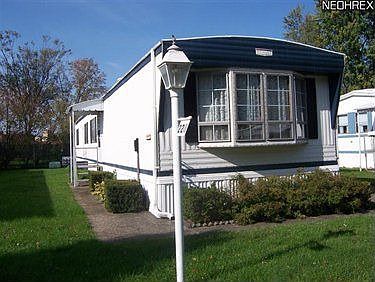 3rd image of 228 Buckingham Dr