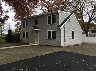 4 Federal St, Walpole, MA 02081