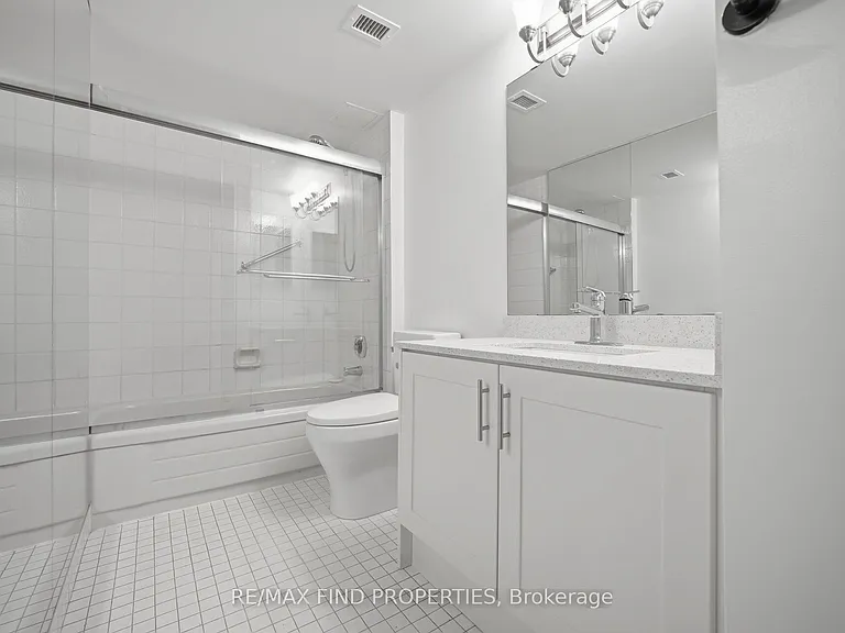 30 Wellington St E #901 — Photo 26