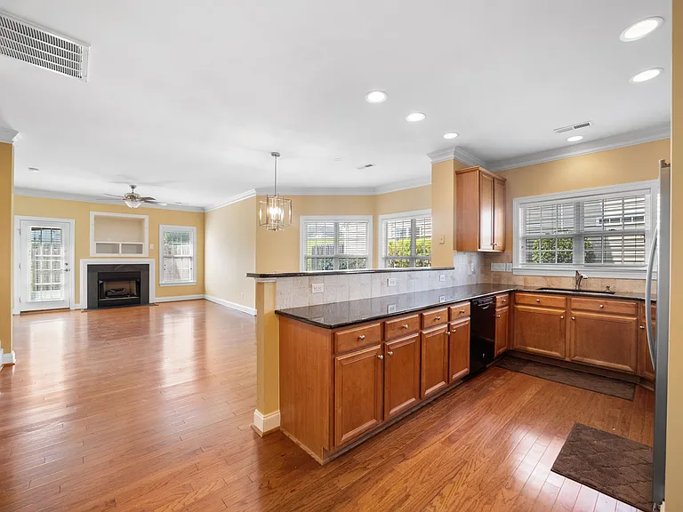 4488 Piedmont Trace Dr — Photo 5
