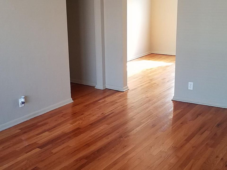 1st image of 3912 Jamieson Ave