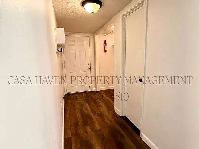 19 Andys Ln — Photo 10