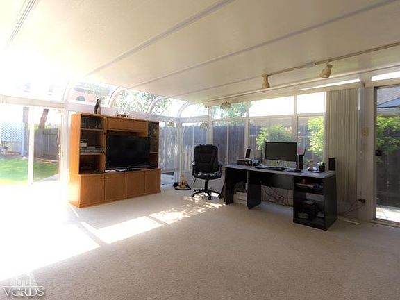 3rd image of 14 Knollwood Dr