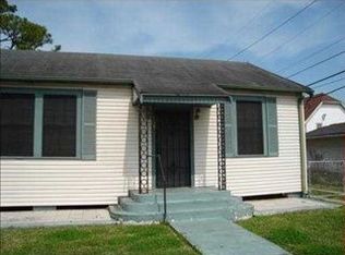 2325 Montpelier St, New Orleans, LA 70122