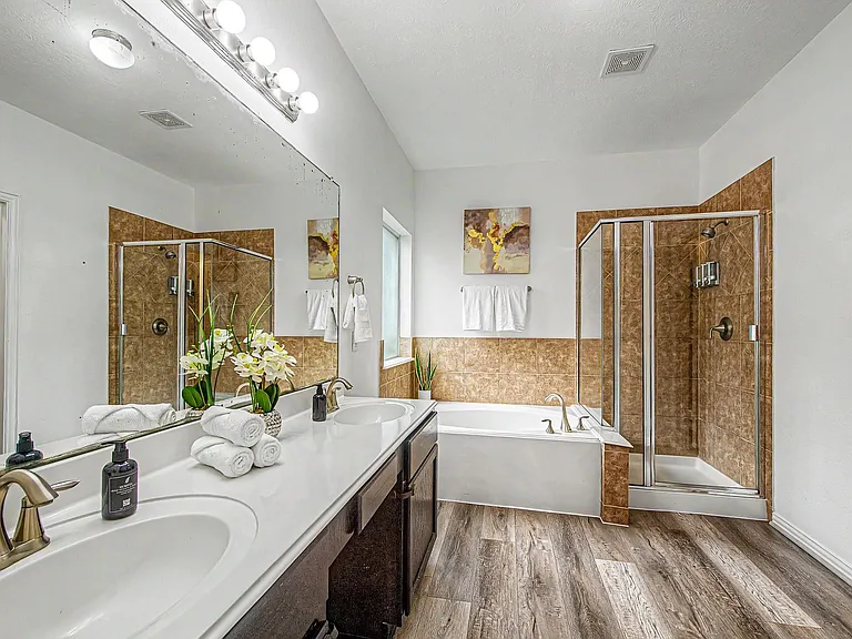 24423 Hikers Bend Dr — Photo 19